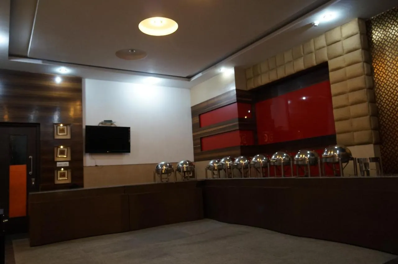 The Pelican Chandigarh 3*,